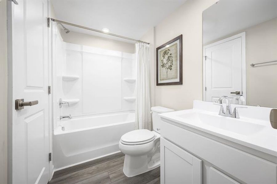 Furnished interior view inside a new home in Robin Creek, Charlotte (Image 13).