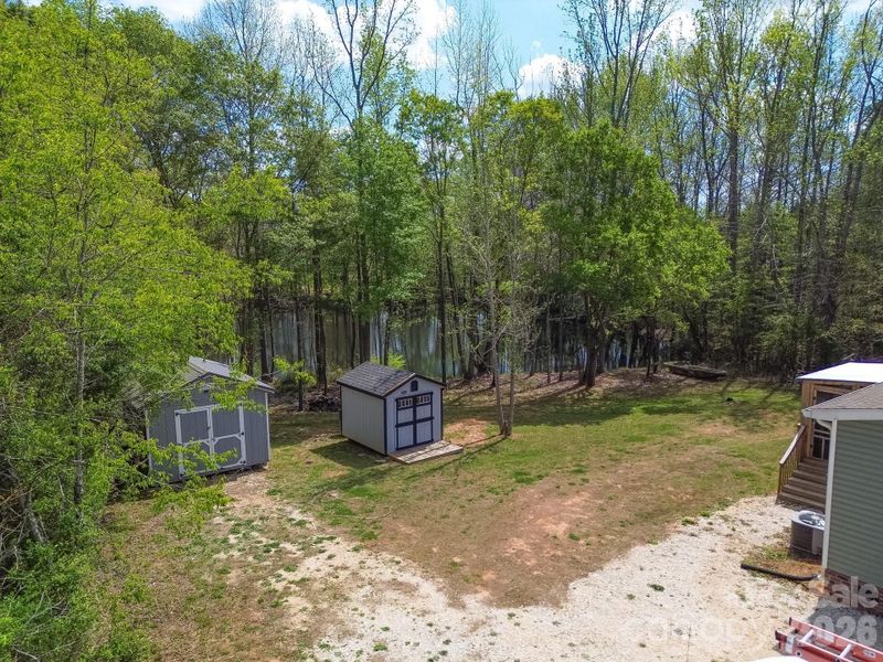 Image 36 of a home in .