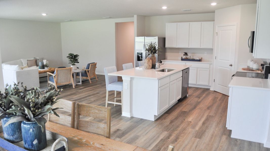 Furnished interior view inside a new home in Oakfield Lakes, Parrish (Image 4). Furnished interior view inside a new home in Oakfield Lakes, Parrish (Image 4).