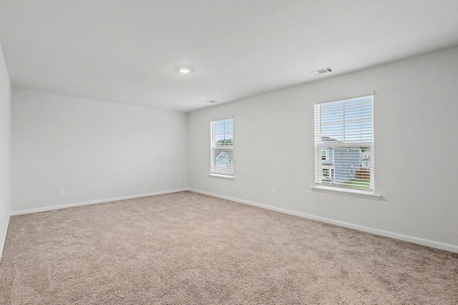 Spacious, unfurnished interior of a new home in , Moncks Corner (Image 18).