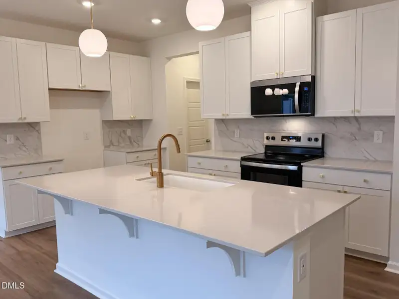BMR146 Kitchen