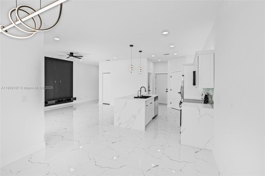 Image 47 of a home in . Image 47 of a home in .