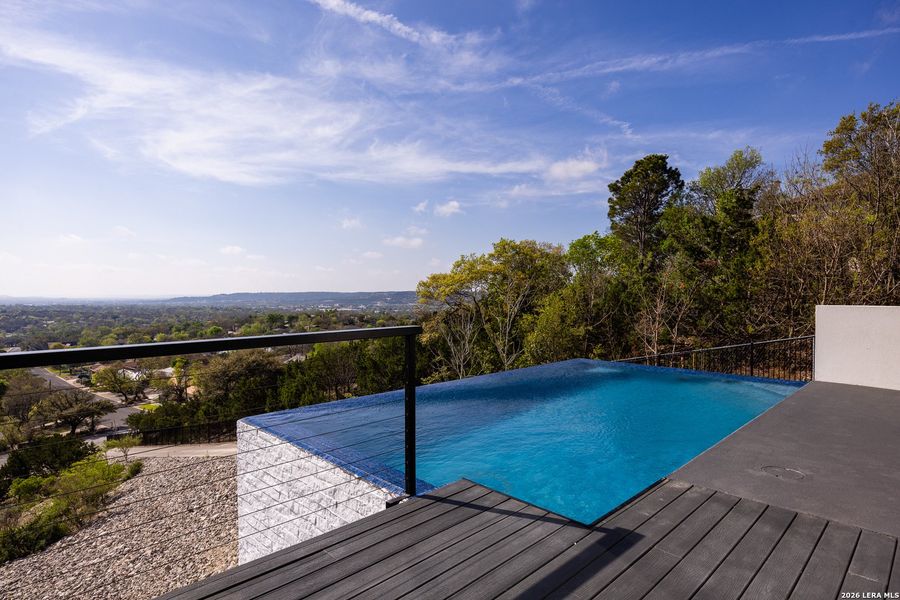 Image 73 of a home in .