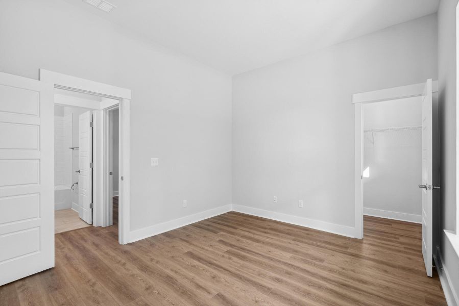 Spacious, unfurnished interior of a new home in Point Hope - Village Collection, Charleston (Image 24).