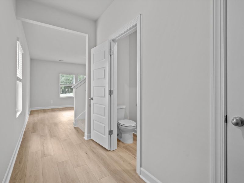 Spacious, unfurnished interior of a new home in Village at White Pine, Pendleton (Image 9). Spacious, unfurnished interior of a new home in Village at White Pine, Pendleton (Image 9).