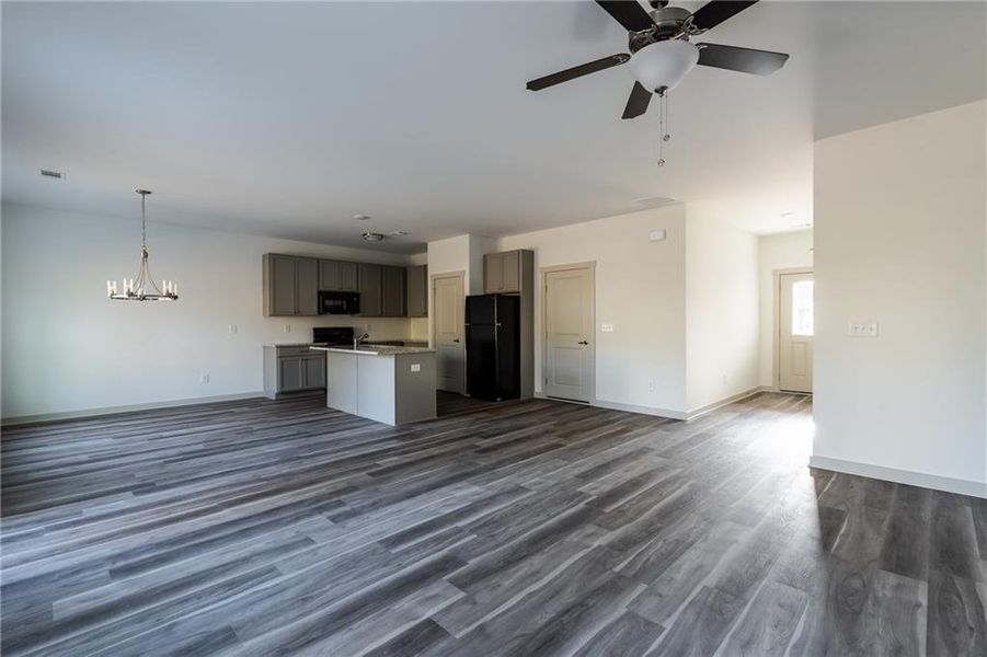 Spacious, unfurnished interior of a new home in , Lawrenceville (Image 22).