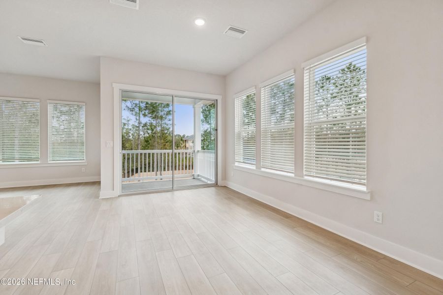Spacious, unfurnished interior of a new home in Kettering at eTown - Paired Villas, Jacksonville (Image 18).