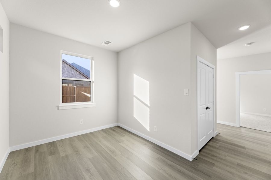 Spacious, unfurnished interior of a new home in Willow Grove Single-Family Homes, Melissa (Image 37).