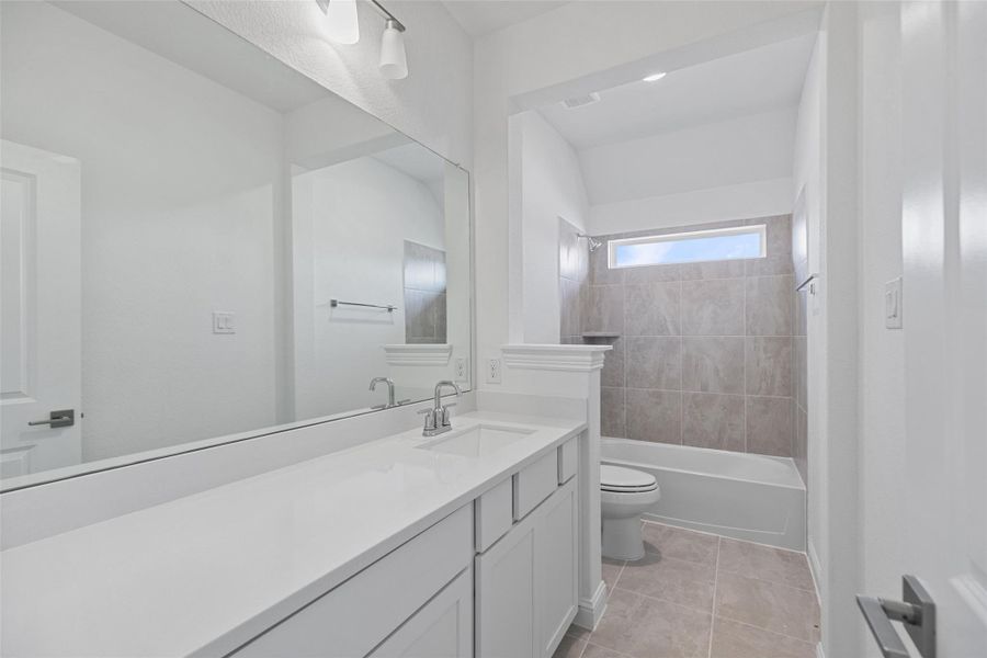 Furnished interior view inside a new home in Sundance Cove, Crosby (Image 10). Furnished interior view inside a new home in Sundance Cove, Crosby (Image 10).