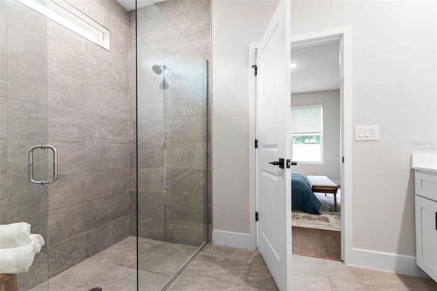 PHOTO IS VIRTUALLY STAGED