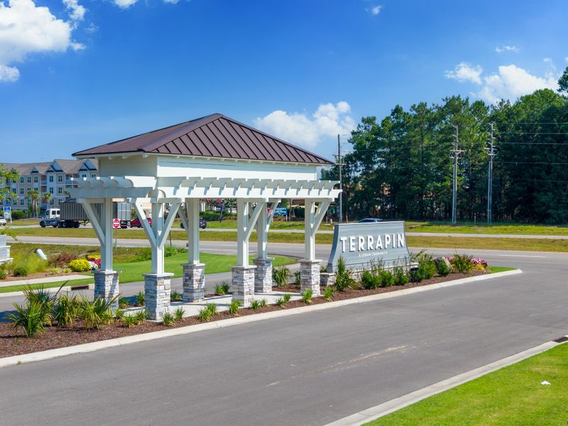 Community amenities in Terrapin, Leland (Image 37). Community amenities in Terrapin, Leland (Image 37).
