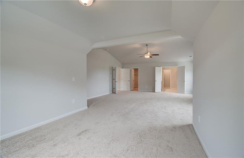 Spacious, unfurnished interior of a new home in Grandview at Millers Mill, Stockbridge (Image 29).