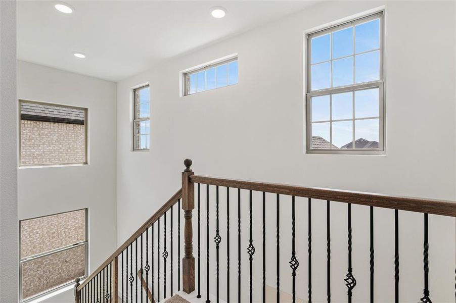 Spacious, unfurnished interior of a new home in Stone River Glen, Royse City (Image 29).