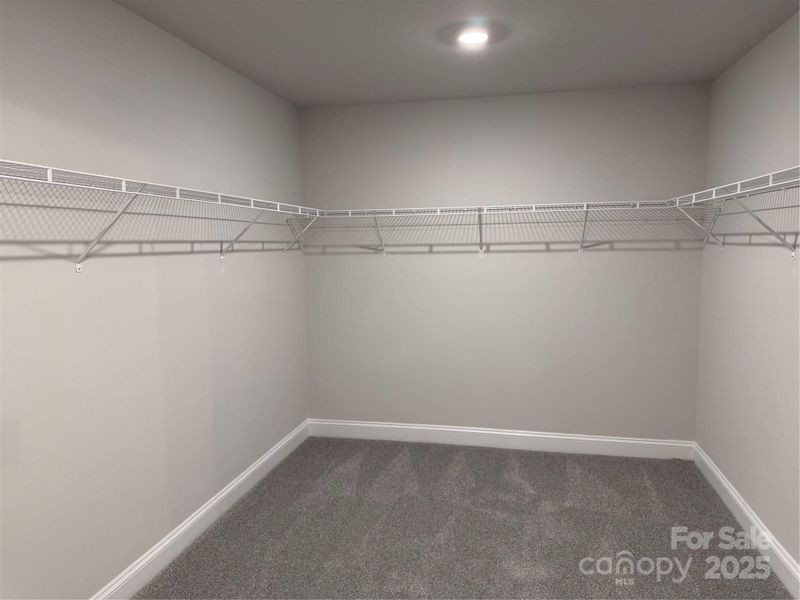 Spacious, unfurnished interior of a new home in , Gastonia (Image 4). Spacious, unfurnished interior of a new home in , Gastonia (Image 4).