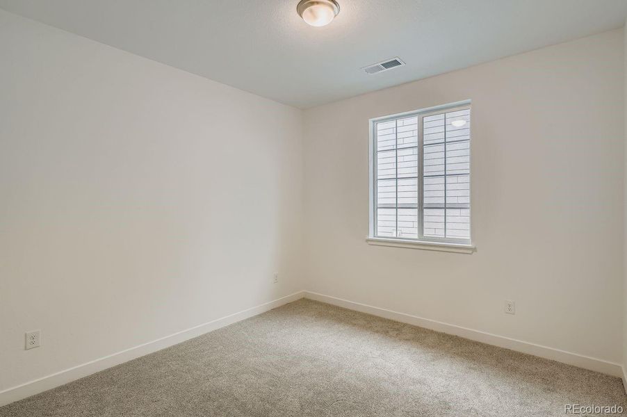 Spacious, unfurnished interior of a new home in Sunset Village: The Grand Collection, Erie (Image 10). Spacious, unfurnished interior of a new home in Sunset Village: The Grand Collection, Erie (Image 10).