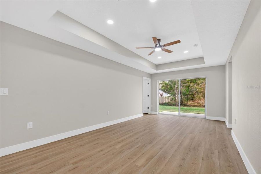 Spacious, unfurnished interior of a new home in , Orlando (Image 53).