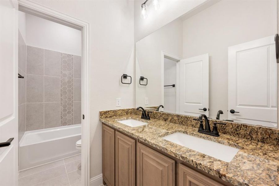 Furnished interior view inside a new home in Abe's Landing, Granbury (Image 7). Furnished interior view inside a new home in Abe's Landing, Granbury (Image 7).