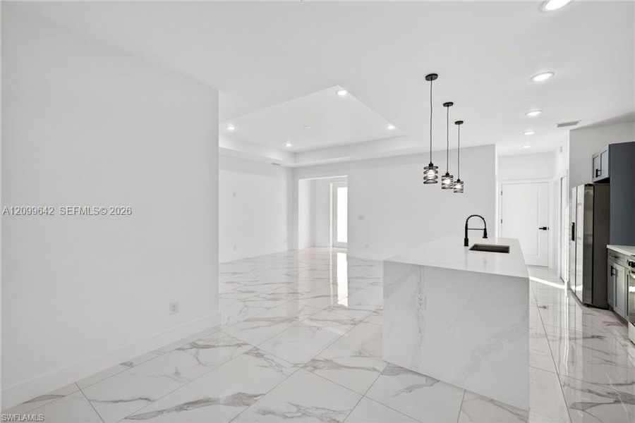 Spacious, unfurnished interior of a new home in , Lehigh Acres (Image 26).