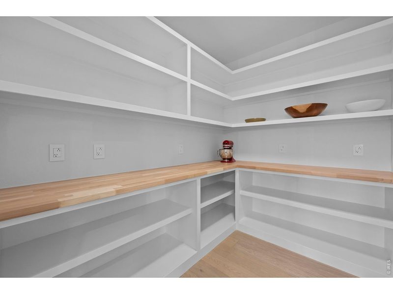 Image 32 of a home in .