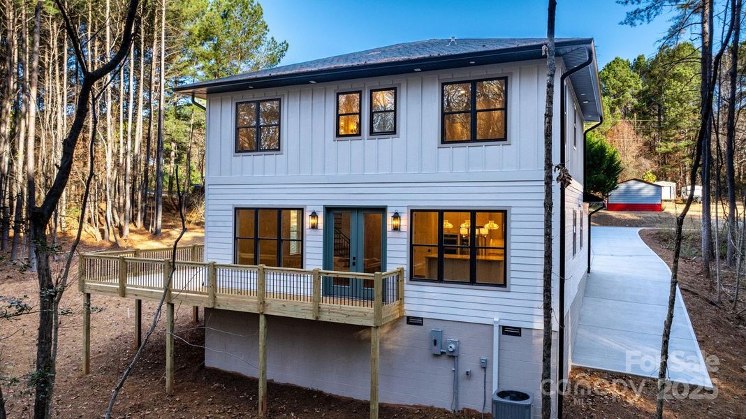 Exterior details and patio area of a home in , Granite Falls (Image 20).