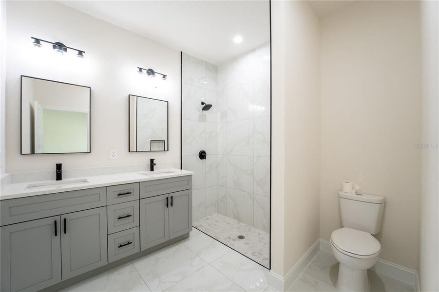 Furnished interior view inside a new home in , Deland (Image 3).