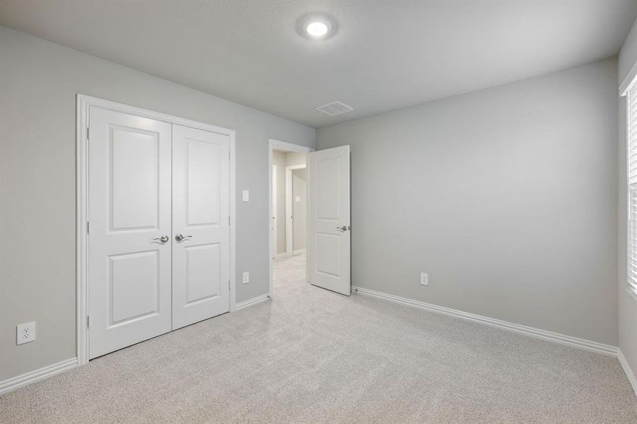 Spacious, unfurnished interior of a new home in Parks at Foster Crossing - Spring Series, Anna (Image 22). Spacious, unfurnished interior of a new home in Parks at Foster Crossing - Spring Series, Anna (Image 22).