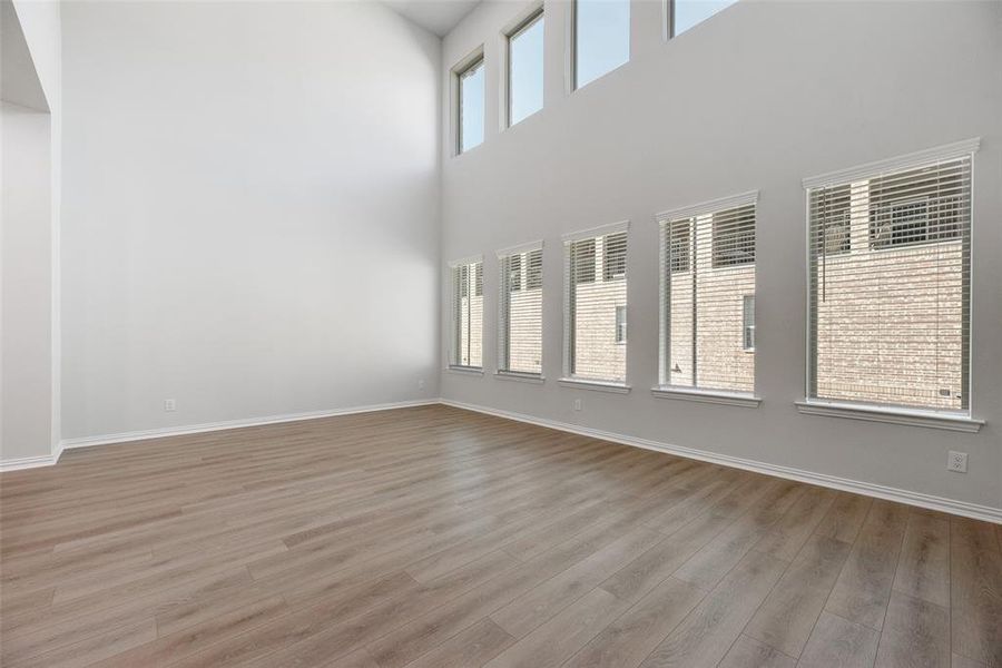 Spacious, unfurnished interior of a new home in , Frisco (Image 22).