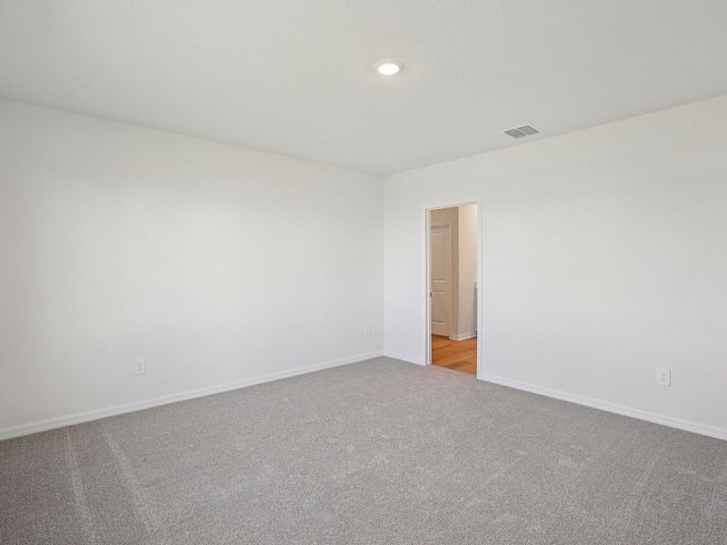 Spacious, unfurnished interior of a new home in Oakfield Trails - Classic Series, Parrish (Image 12).