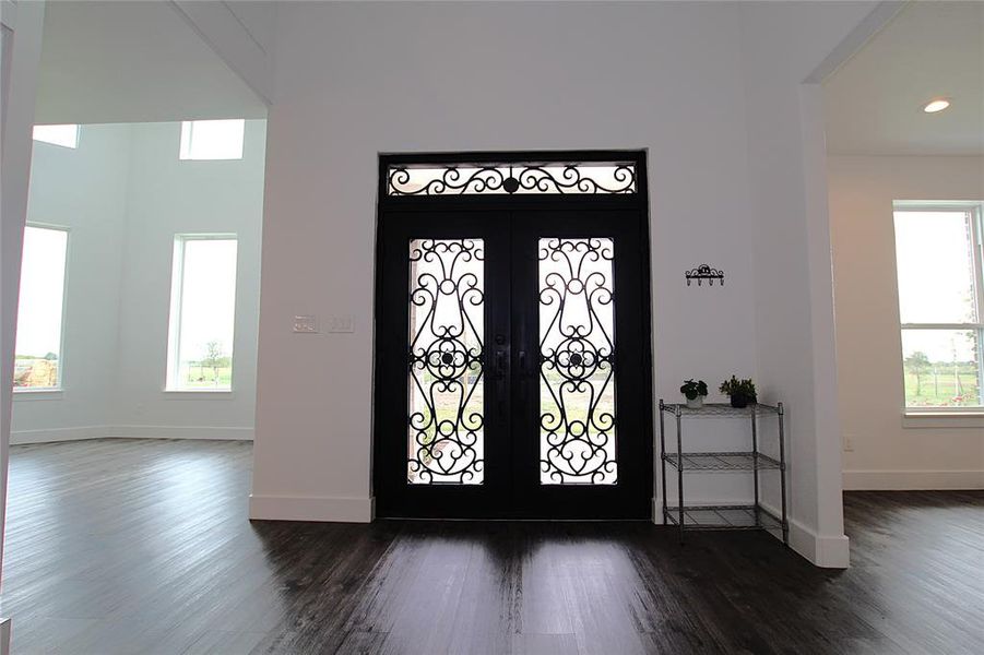 Spacious, unfurnished interior of a new home in , Corsicana (Image 19). Spacious, unfurnished interior of a new home in , Corsicana (Image 19).
