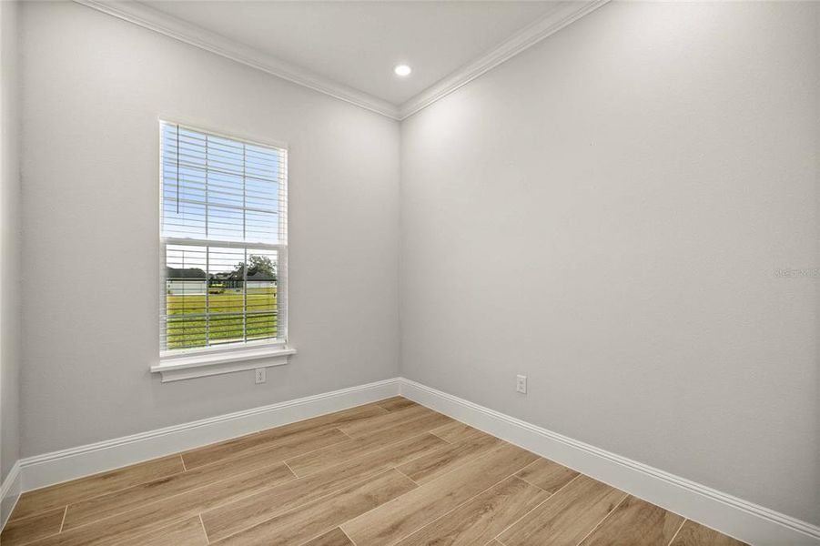 Spacious, unfurnished interior of a new home in , Ocala (Image 18).
