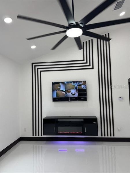 Image 23 of a home in .