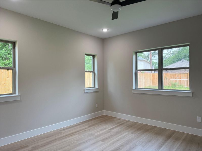 Spacious, unfurnished interior of a new home in , Spring (Image 14).