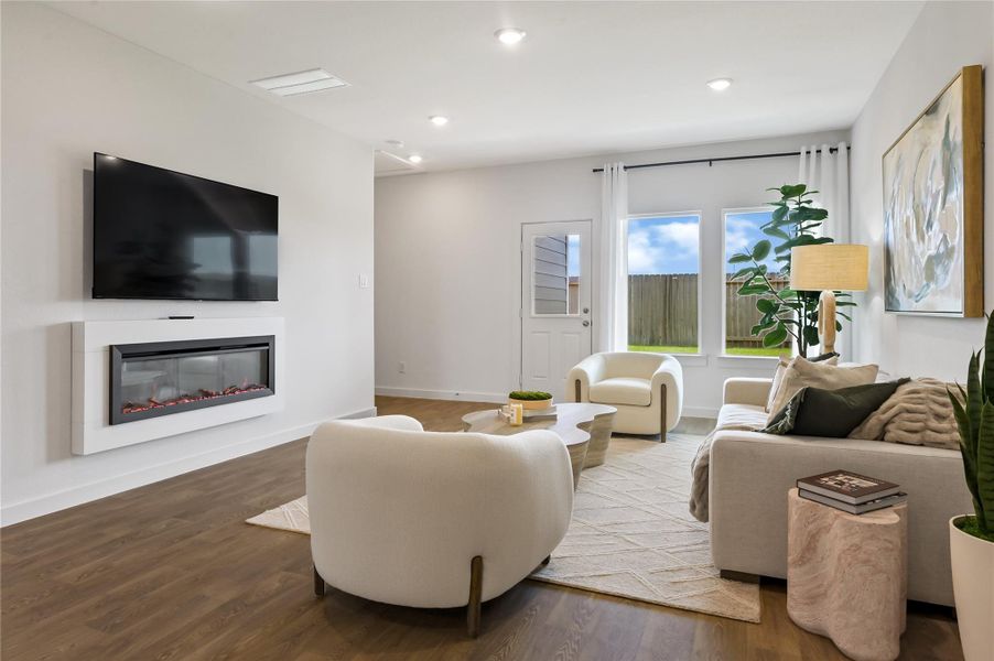 Furnished interior view inside a new home in Holly Ridge, Rosenberg (Image 35).