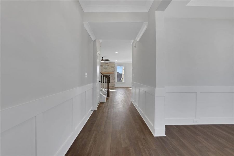 Spacious, unfurnished interior of a new home in Cambridge, Flowery Branch (Image 16).