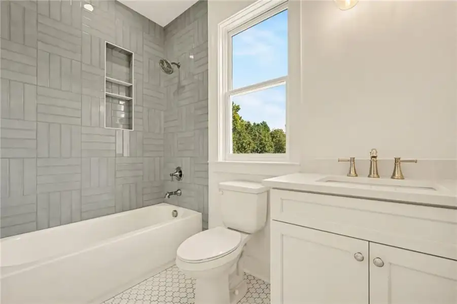 Furnished interior view inside a new home in , Atlanta (Image 17).