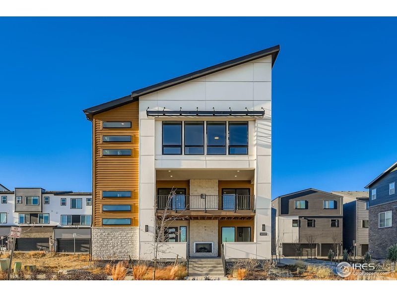 Image 34 of a home in Baseline.