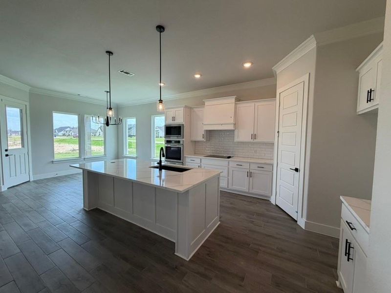 Furnished interior view inside a new home in Rocky Top, Krum (Image 8).