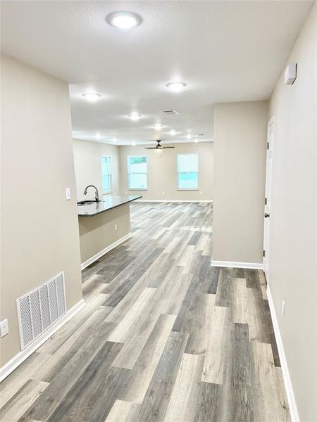 Spacious, unfurnished interior of a new home in , Gladewater (Image 14).