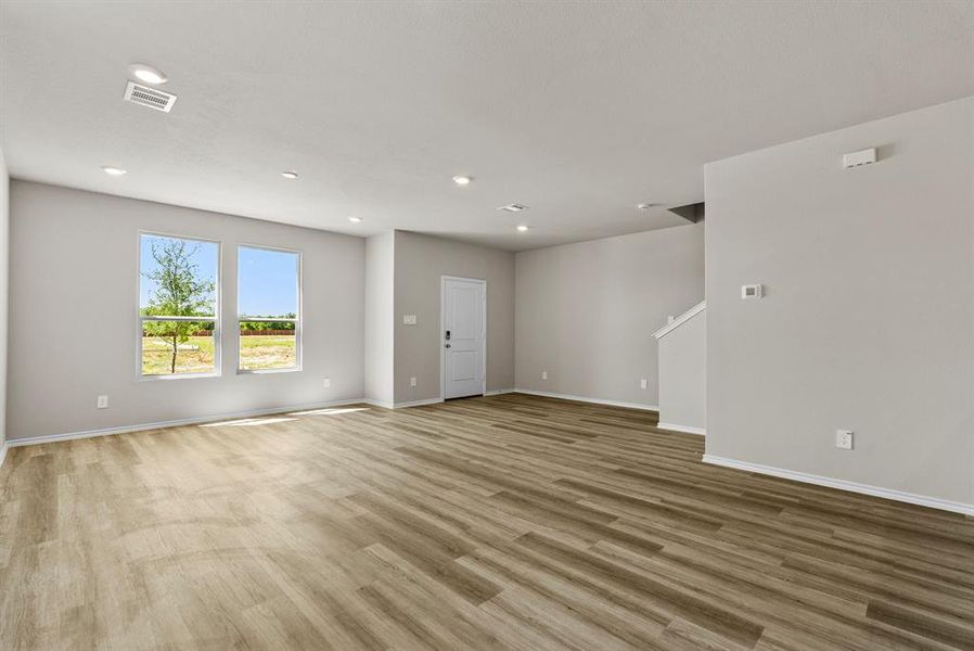 Spacious, unfurnished interior of a new home in , Fort Worth (Image 13).