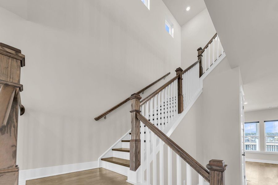 Spacious, unfurnished interior of a new home in Carnes Crossroads, Summerville (Image 42).