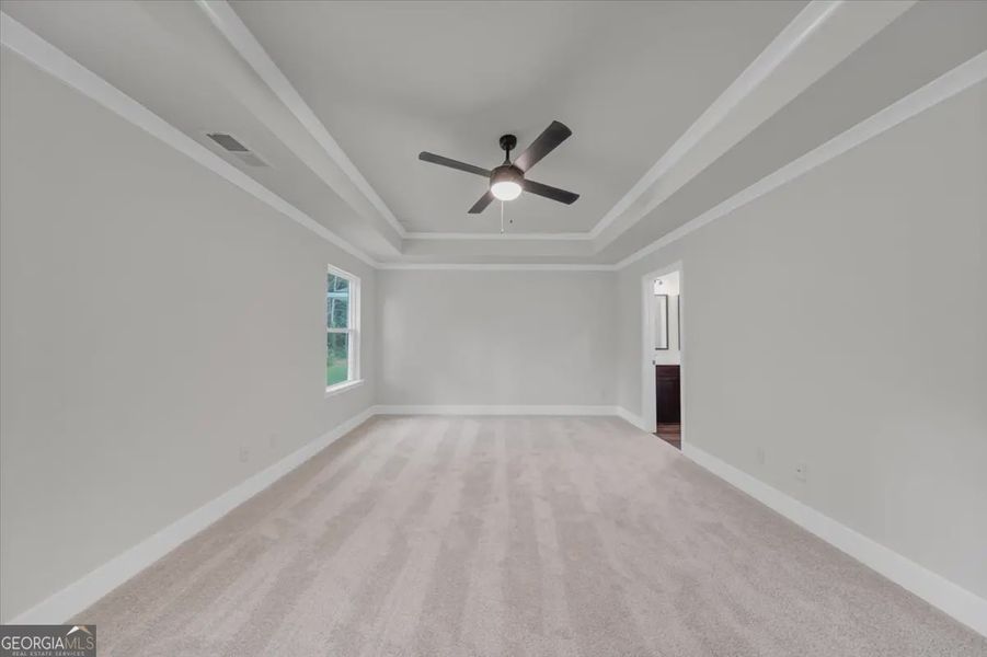Spacious, unfurnished interior of a new home in Canterbury Villas, Carrollton (Image 22).