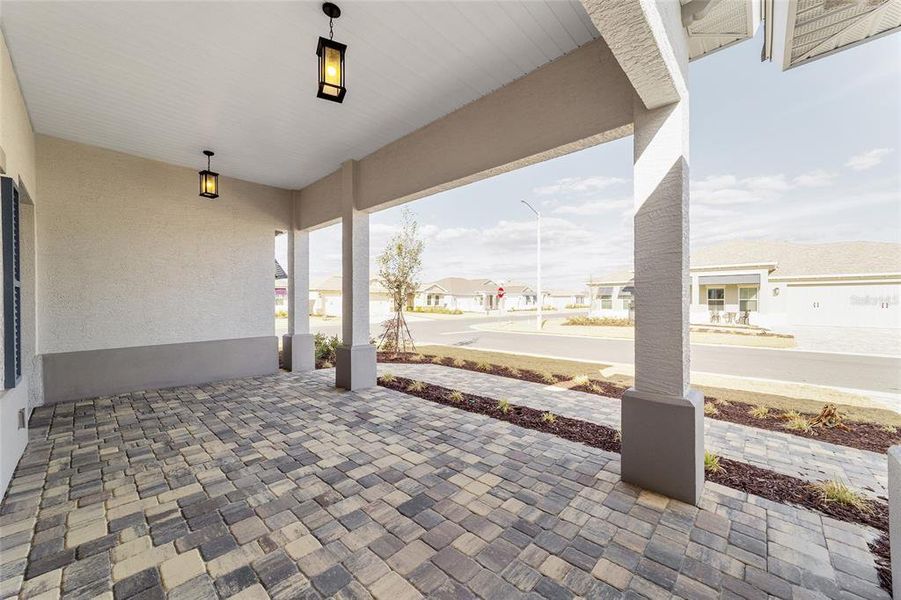 Exterior details and patio area of a home in , Ocala (Image 20).