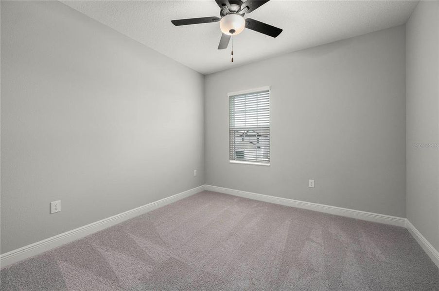 Spacious, unfurnished interior of a new home in Reunion Village, Kissimmee (Image 25).