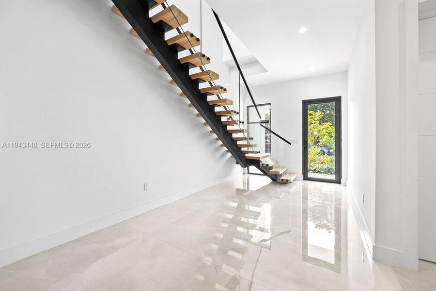 Spacious, unfurnished interior of a new home in , Fort Lauderdale (Image 56). Spacious, unfurnished interior of a new home in , Fort Lauderdale (Image 56).