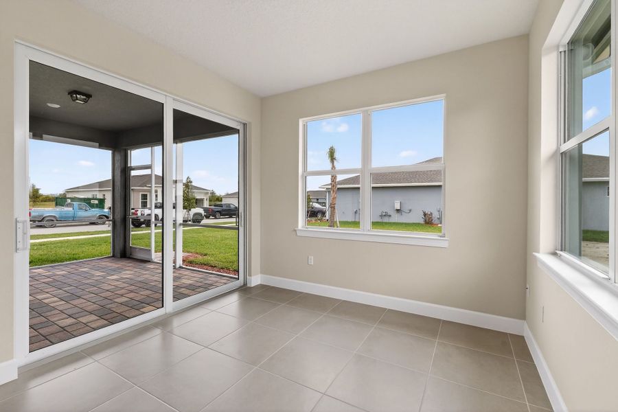 Spacious, unfurnished interior of a new home in Del Webb Tradition, Port St. Lucie (Image 61).