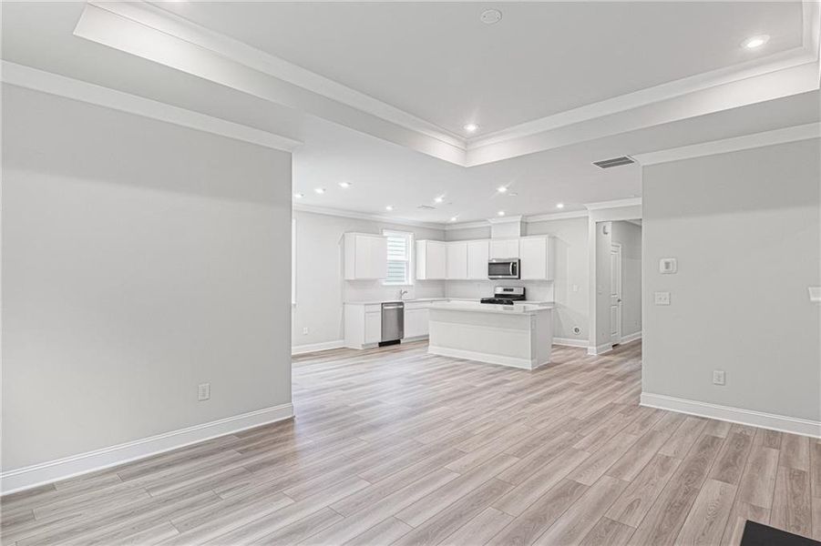 Spacious, unfurnished interior of a new home in Sun City Peachtree, Griffin (Image 22).