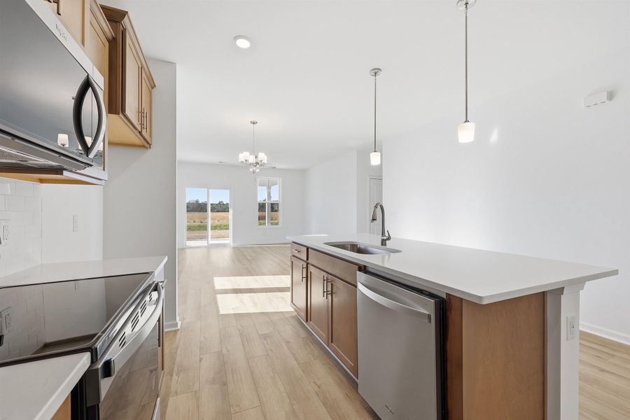 Furnished interior view inside a new home in Edgefield, Loris (Image 8).