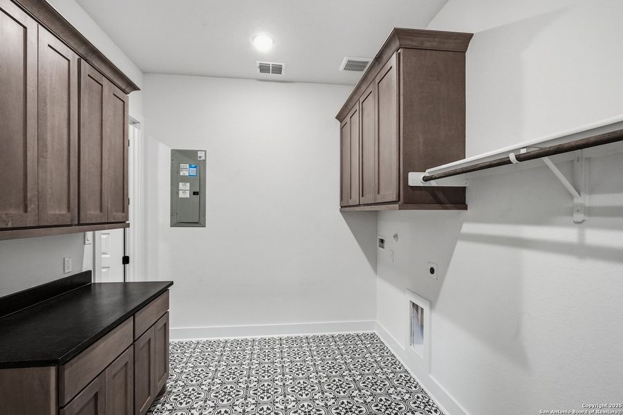 Furnished interior view inside a new home in Regency Ranch – New Phase Now Selling, Marion (Image 15). Furnished interior view inside a new home in Regency Ranch – New Phase Now Selling, Marion (Image 15).