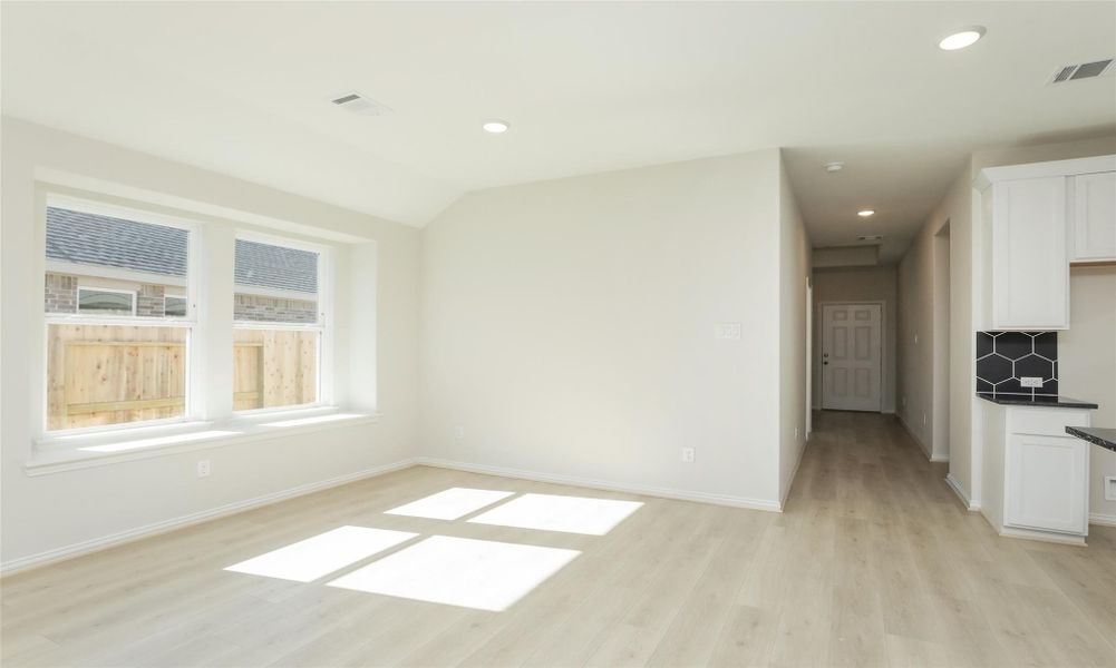 Image 16 of a home in River Ranch. Image 16 of a home in River Ranch.