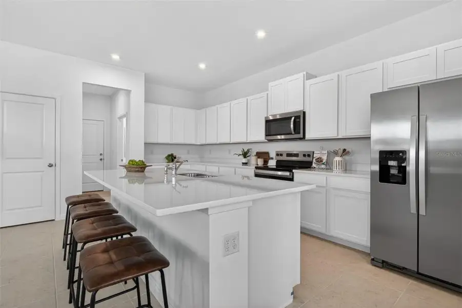 Furnished interior view inside a new home in , Orlando (Image 7).